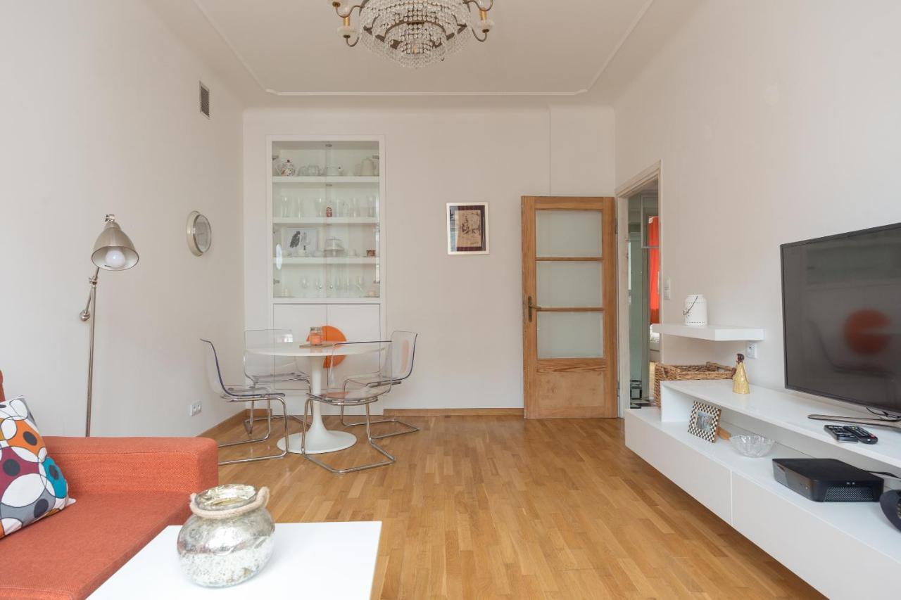 Orange Mirror Fantasious Apartament Varsovia Exterior foto